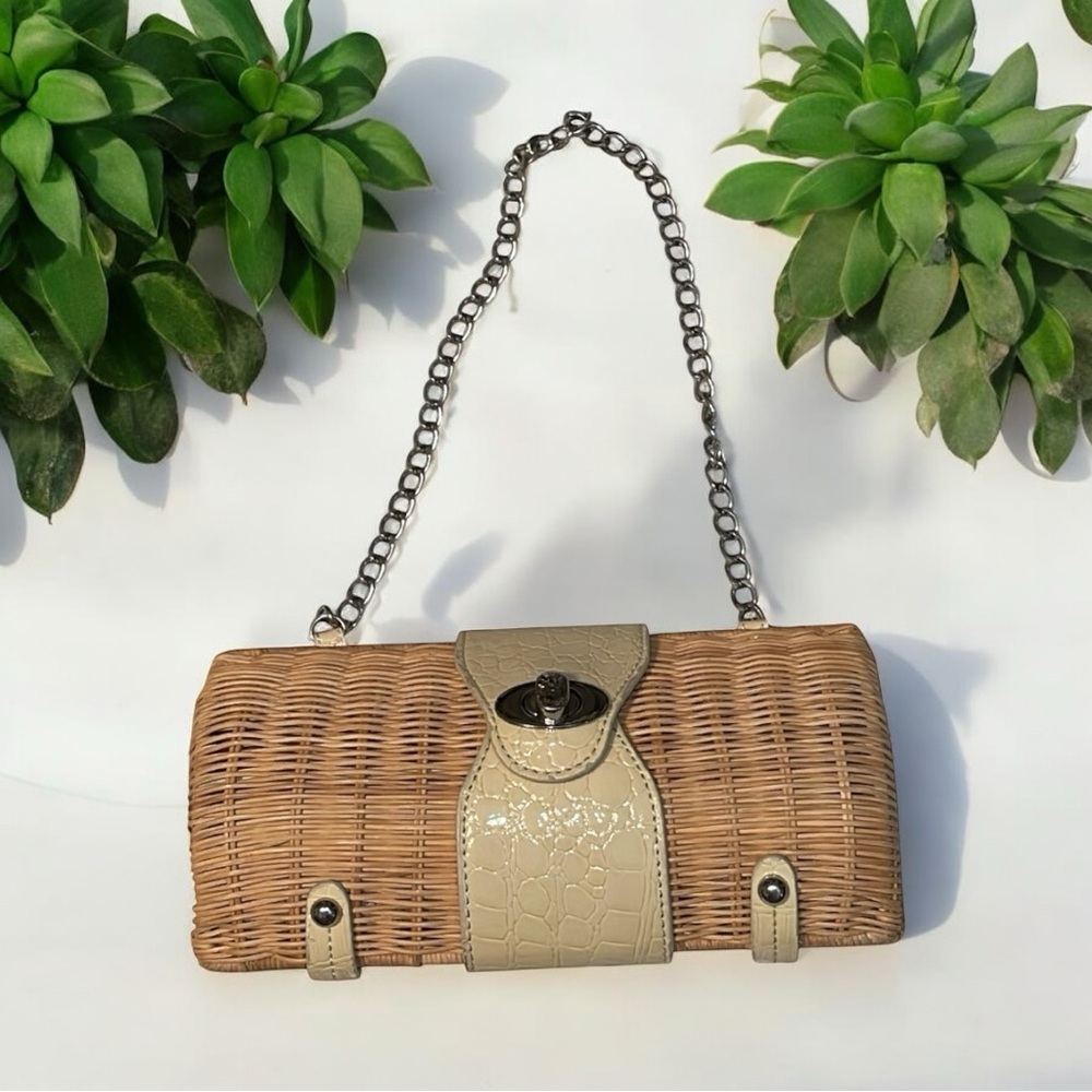 Tan and Cream Mini basket Bag with Chain Strap. Ivory and silver finishings - Picture 3 of 12